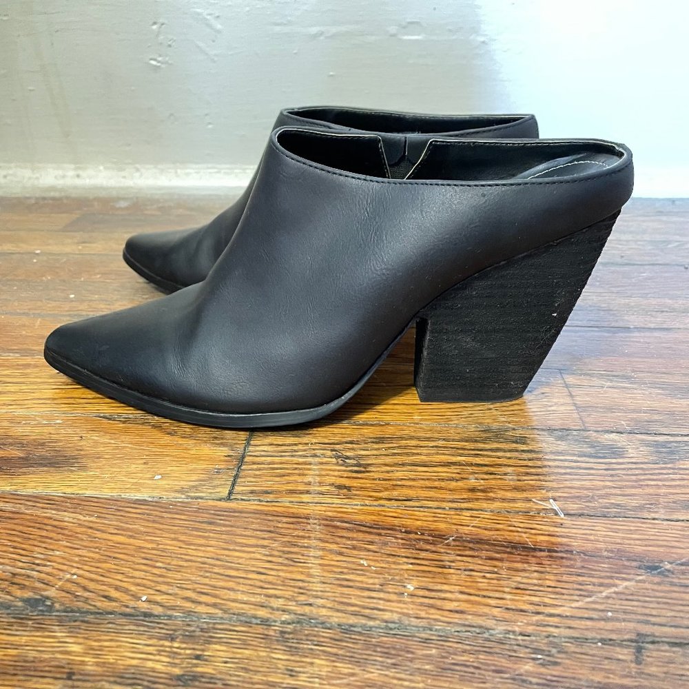charles by charles david | Black Pointed Toe Wedg… - image 3